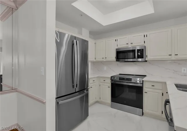 5th image of 201 Arbor Lake Dr #204, Naples, FL 34110 | MLS# 226006077
