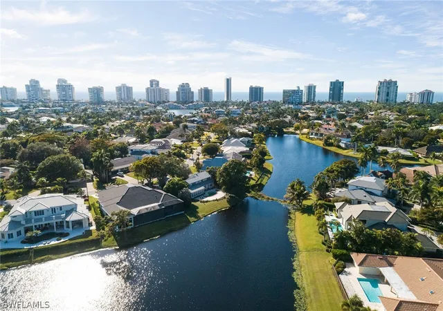 14th image of 517 Devils Ln, Naples, FL 34103 | MLS# 226006370