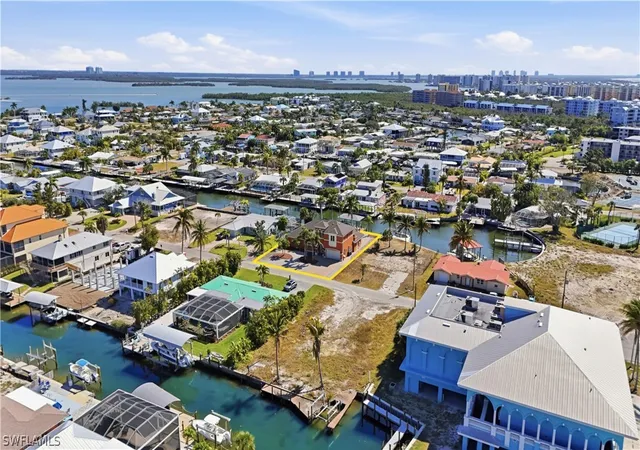 49th image of 132 Egret St, Fort Myers Beach, FL 33931 | MLS# 226005299