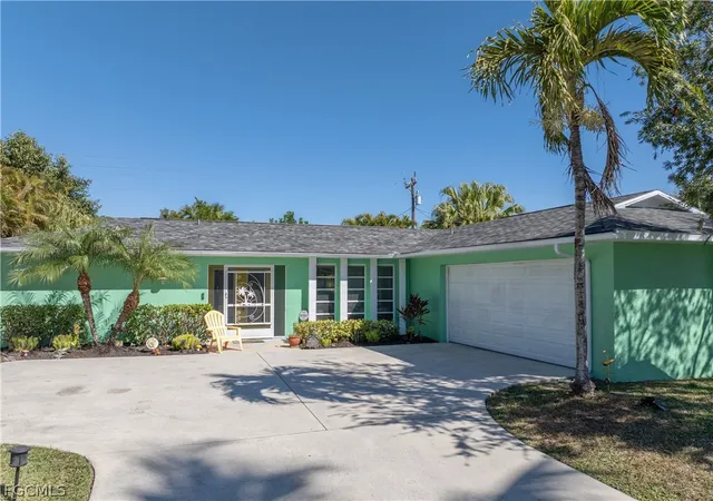 Photo 1 of Single family home for sale at 913 Se 26th Terrace, Cape Coral, FL 33904 | MLS# 2026007219 | Listing updated on 2026-07-06