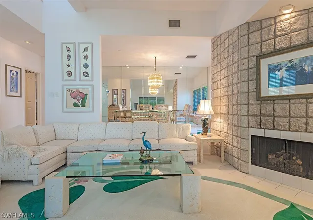 3rd image of 4715 Villa Mare Ln #26-16, Naples, FL 34103 | MLS# 226005922