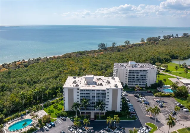 2nd image of 3 Bluebill Ave, Naples, FL 34108
