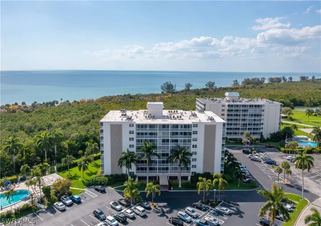 3rd image of 3 Bluebill Ave, Naples, FL 34108