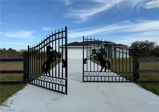 3rd image of 665 N Olivo St, Clewiston, FL 33440 | MLS# 2026007469