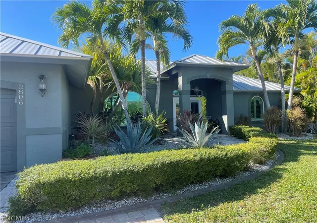 4th image of 2806 Se 22Nd Pl, Cape Coral, FL 33904 | MLS# 2026007568