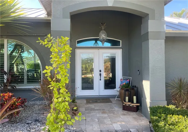 5th image of 2806 Se 22Nd Pl, Cape Coral, FL 33904 | MLS# 2026007568