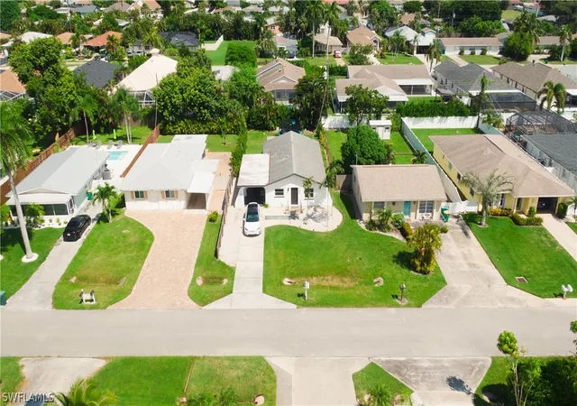 Photo 3 of Single family home for sale at 759 100th Avenue N, Naples, FL 34108 | MLS# 226006590 | Listing updated on 2026-02-11
