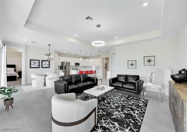 3rd image of 303 Indies Dr W, Naples, FL 34114