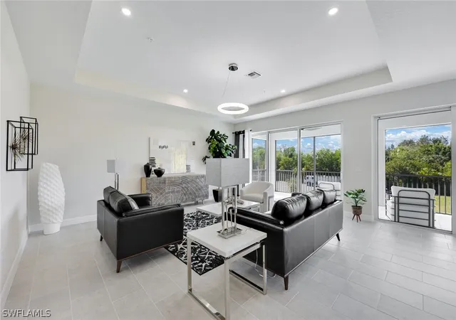 5th image of 303 Indies Dr W, Naples, FL 34114