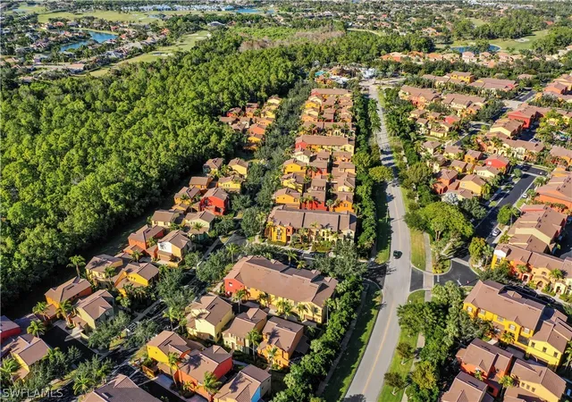 image of 9118 Chula Vis St, Naples, FL 34113