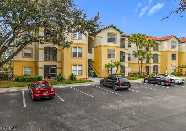 2nd image of 11490 Villa Grand #205, Fort Myers, FL 33913 | MLS# 2026007654