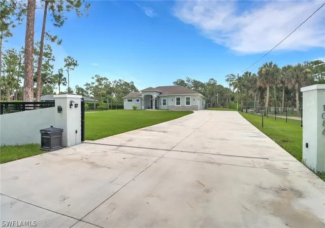 Photo 3 of Single family home for sale at 1086 21st Street SW, Naples, FL 34117 | MLS# 226006961 | Listing updated on 2026-07-28
