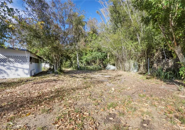 Homes for sale in Fort Myers, FL | 2933 Jackson St, Fort Myers, FL 33901 | MLS# 226006871