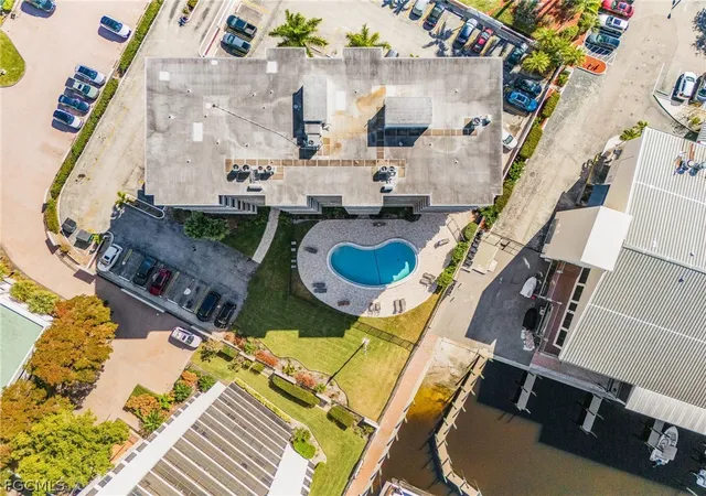 31st image of 2350 W 1st St #701, Fort Myers, FL 33901 | MLS# 2026007862