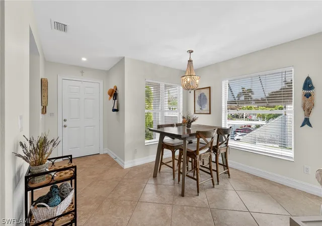 Listing Photo 4 - Condo for sale in building located at 523 Clb Side Dr, Naples, FL 34110 - Unit #2-523