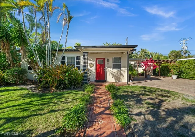 1st image of 715 10th St N, Naples, FL 34102 | MLS# 226007083