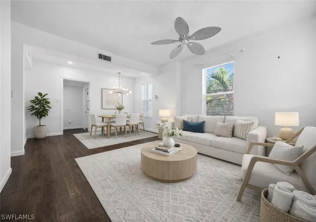 3rd image of 715 10Th St N, Naples, FL 34102 | MLS# 226007083
