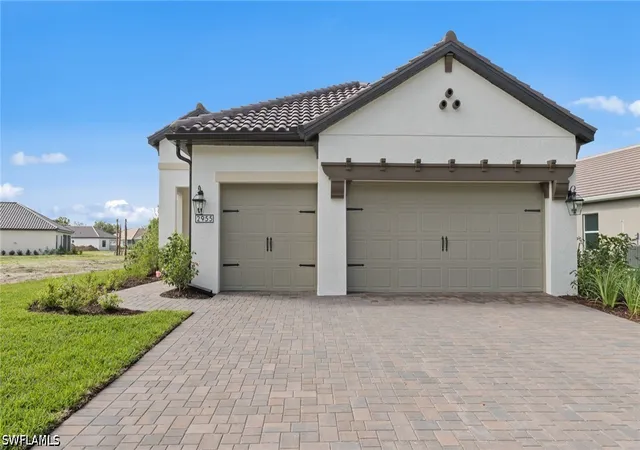 Photo 1 of Sale Pending at 2955 Heritage Pines Dr, Fort Myers, FL 33905 | MLS# 226007227 | Listing updated on 2026-07-02