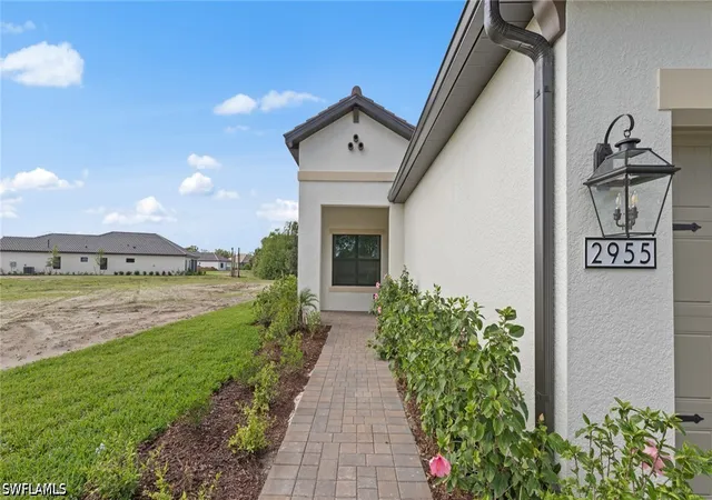 Photo 3 of Sale Pending at 2955 Heritage Pines Dr, Fort Myers, FL 33905 | MLS# 226007227 | Listing updated on 2026-07-02