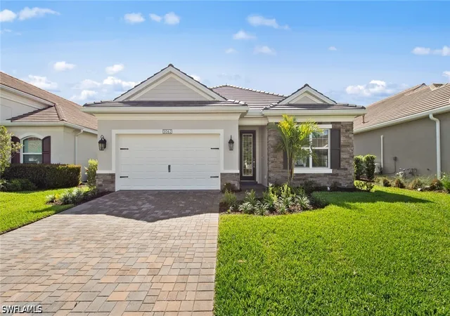 1st image of 3062 Heritage Pines Dr, Fort Myers, FL 33905 | MLS# 226007229