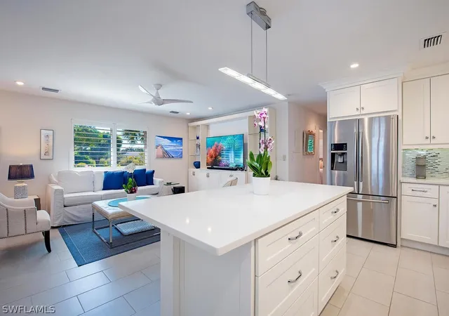 Photo 4 of Condo for sale at 505 Broad Ave S #505, Naples, FL 34102 | MLS# 226006625 | Listing updated on 2026-08-02