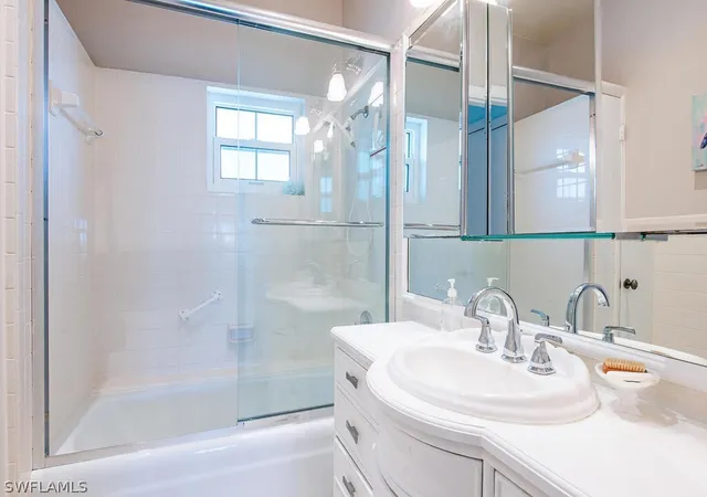 15th image of 383 Harbour Dr #308, Naples, FL 34103 | MLS# 226007237