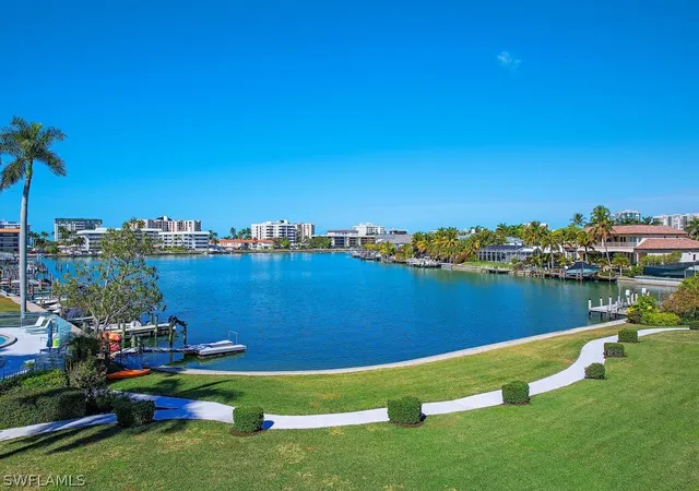 2nd image of 383 Harbour Dr #308, Naples, FL 34103 | MLS# 226007237