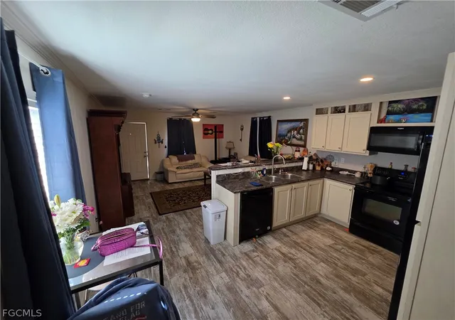 Photo 4 of Manufactured home for sale at 8085 Hart Dr, North Fort Myers, FL 33917 | MLS# 2026008206 | Listing updated on 2026-06-20