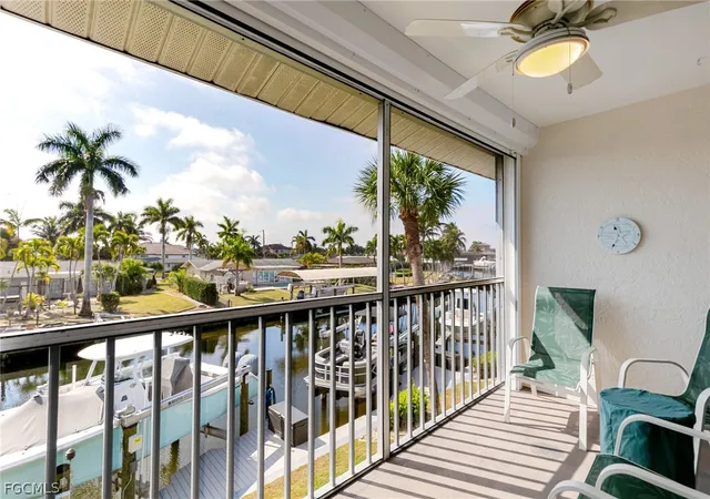 Listing Photo 4 - Condo for sale in building located at 208 Cape Coral Pkwy E, Cape Coral, FL 33904 - Unit #208