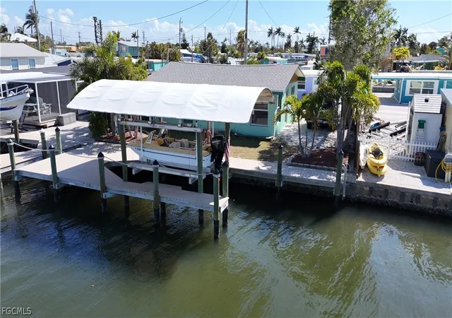 4th image of 2650 Coco Plum Dr, Matlacha, FL 33993 | MLS# 2026008266