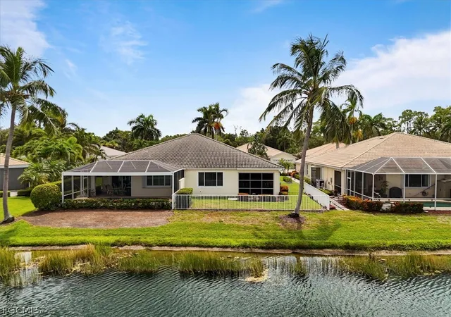 Photo 3 of Townhouse for sale at 7685 Bay Lake Dr, Fort Myers, FL 33907 | MLS# 2026008298 | Listing updated on 2026-08-11