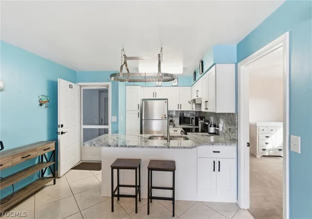 Condominium at 1100 Pondella Rd #610, Cape Coral, FL 33909 | MLS# 2026008325 | | Sold on 2026-04-30