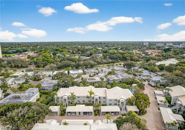 2nd image of 5899 Chanteclair Dr, Naples, FL 34108
