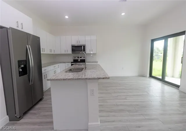 5th image of 3032 W Briarwood Cir, Labelle, FL 33935 | MLS# 2026008423