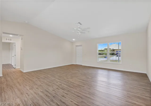 4th image of 4524 Springview Cir, Labelle, FL 33935 | MLS# 2026008431