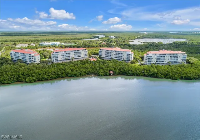 2nd image of 133 Vintage Bay Dr, Marco Island, FL 34145
