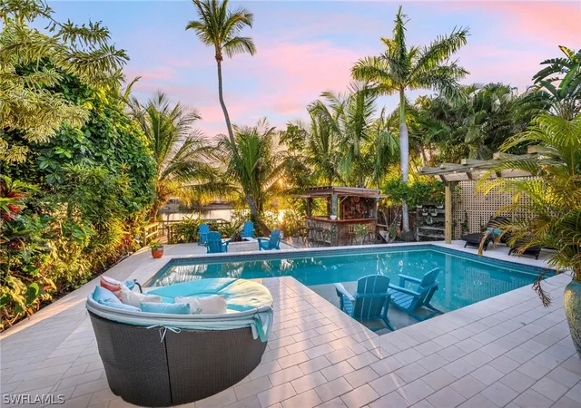 4th image of 1155 12Th St N, Naples, FL 34102 | MLS# 226007603