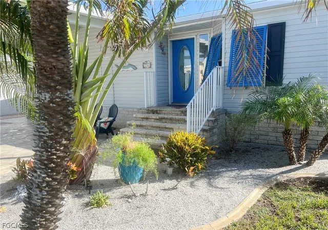 2nd image of 17561 Canal Cove Ct, Fort Myers Beach, FL 33931 | MLS# 2026008561