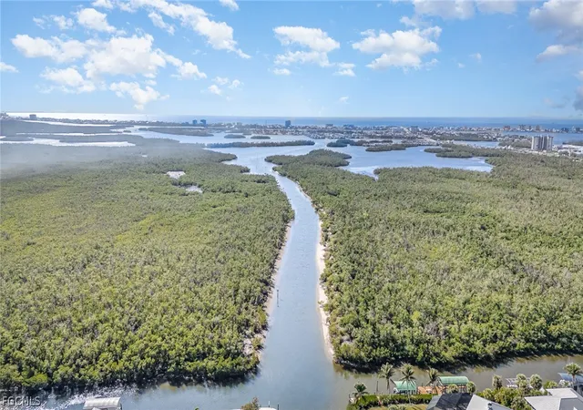 44th image of 17561 Canal Cove Ct, Fort Myers Beach, FL 33931 | MLS# 2026008561