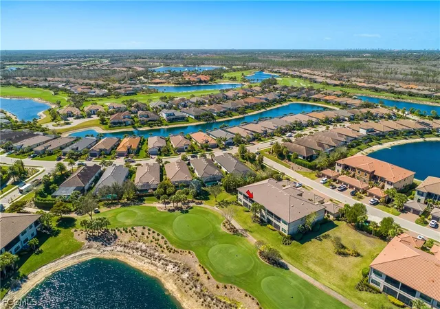 5th image of 9366 Pocida Ct, Naples, FL 34119