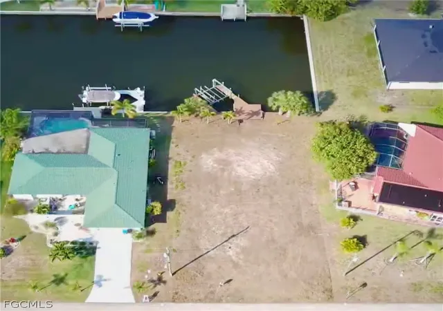 Photo 2 of Land for sale at 819 Se 33rd Terrace, Cape Coral, FL 33904 | MLS# 2026008633 | Listing updated on 2026-07-20