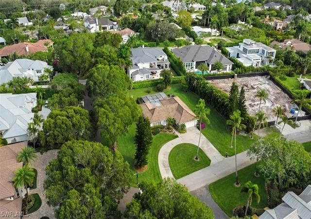 5th image of 690 Murex Dr, Naples, FL 34102 | MLS# 226007174