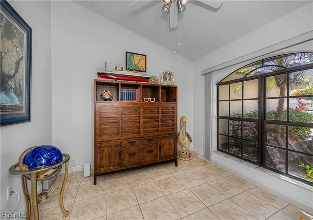 4th image of 3229 Se 1St Ct, Cape Coral, FL 33904 | MLS# 2026008652