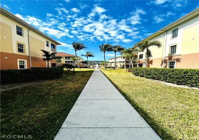 Homes for sale in Cape Coral, FL | 1137 Van Loon Commons Circle, Cape Coral, FL 33909 | Houzeo