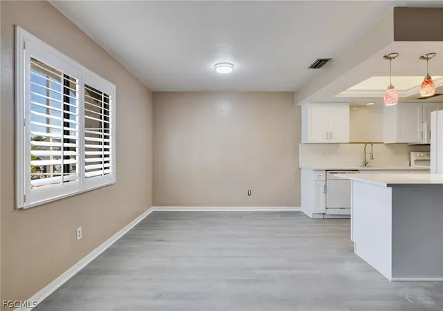 3rd image of 1113 Cape Coral Pkwy W, Cape Coral, FL 33914