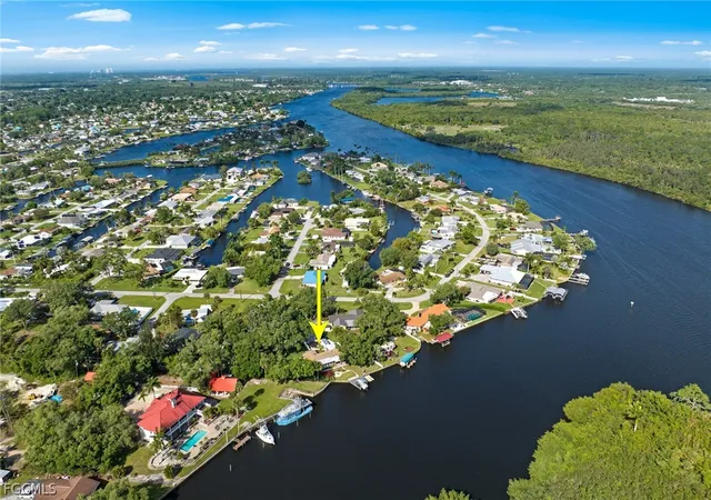 2nd image of 13782 River Forest Dr, Fort Myers, FL 33905 | MLS# 2026008729