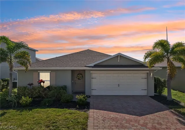 Photo 2 of Sale Pending at 3306 Acapulco Cir, Cape Coral, FL 33909 | MLS# 2026008843 | Listing updated on 2026-07-02