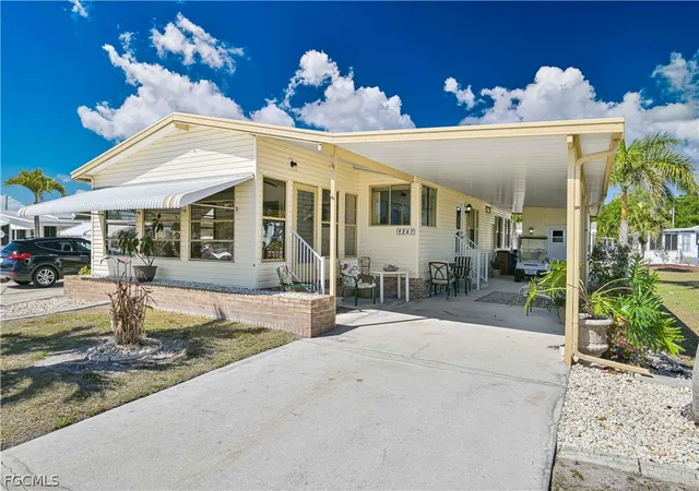 2nd image of 9867 Sugarberry Wy, Fort Myers, FL 33905 | MLS# 2026008845
