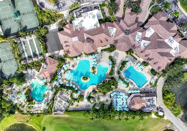 2nd image of 7825 Hawthorne Dr, Naples, FL 34113