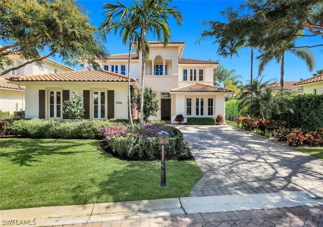 Photo 1 of Single family home for sale at 2106 Modena Ct, Naples, FL 34105 | MLS# 226007565 | Listing updated on 2026-07-31